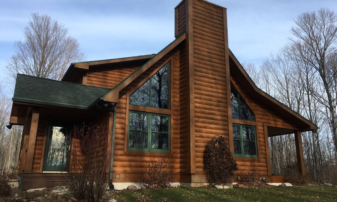 Egg Harbor Cabin | Exceptional Egg Harbor Log Cabin on 40 Private Acres