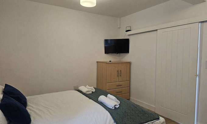 Bridgend Apartment | 40 m² Apartment ∙ 1 bedroom ∙ 2 guests