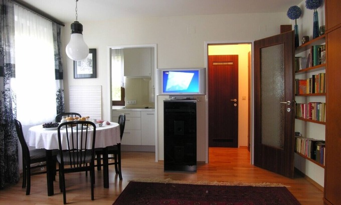Rudolfsheim-Funfhaus Apartment | Ideal 40 m² Apartment for Business and Leisure Travelers