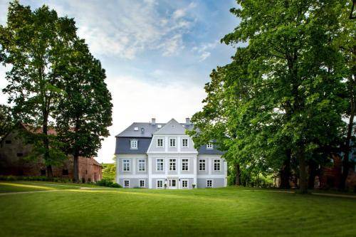 Klodzko Miasto Bed & Breakfast | Cozy Bed and Breakfast for 5 Guests with Restaurant Access