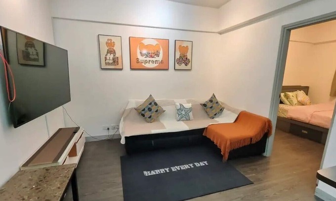 Tsim Sha Tsui Apartment | 40% off! New 2BR TST Apartment.
