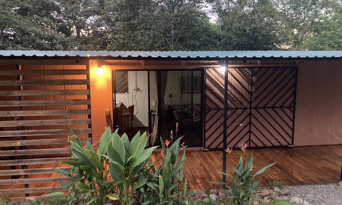 Las Delicias House | Tranquil Container Retreat Nestled in Lush Jungle Oasis