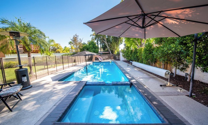Carmel Valley House | 4000 sqft House with Private Pool, Spa & Sauna, 10 mins to Del Mar beach