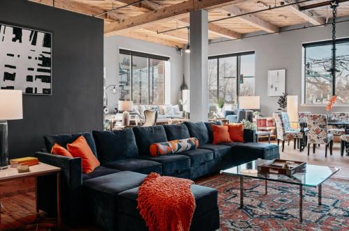 Traverse City Apartment | Unique 4BR Loft in NOBO District with Hot Tub & Pet Friendly