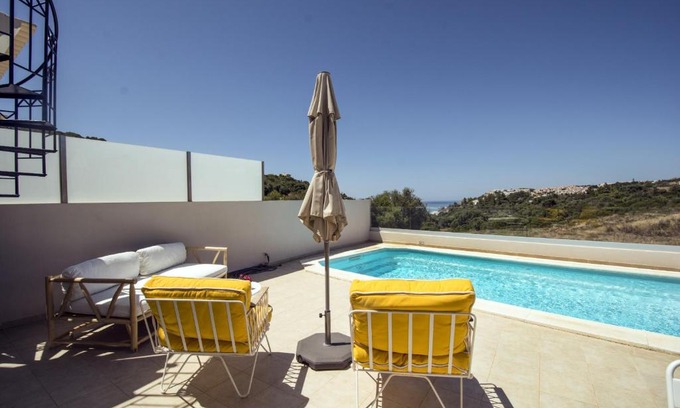 Salema House | Gorgeous 401 Villa Salemar: Guest Rated 9.8 with Pool