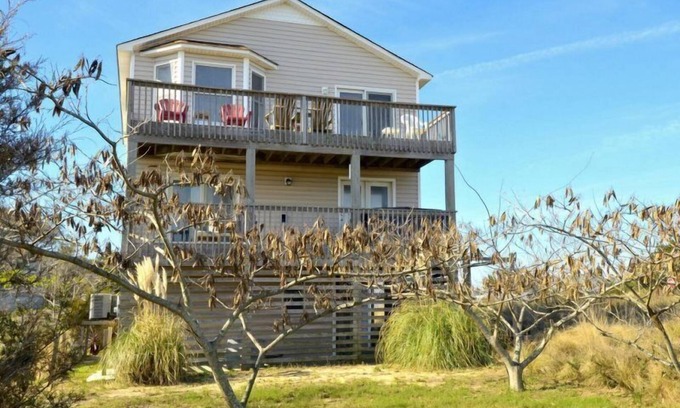 Sea Scape House | Ocean View Retreat with Hot Tub & Golf Course Access