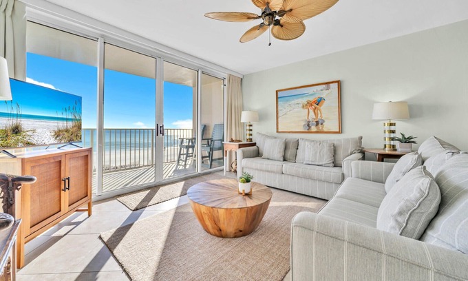 Fort Walton Beach Condo | Island Princess: 3-Bedroom Oasis with Pool & Ocean View