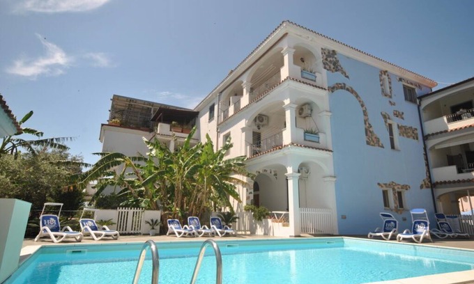 Orosei Apartment | Welcoming 4½-Room Apartment with Garden Access & Veranda