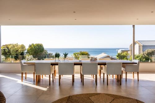 Robberg Beach Villa | Oceanfront Villa 41 on Beachy Head with Pool & Hot Tub