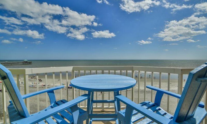 Sunset Point House | Oceanfront Penthouse with Breathtaking Views and Amenities