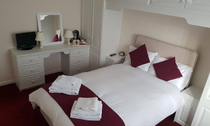 Worksop Apartment | Highly Rated 42 Beaumont Rise Rental - Ideal for Families