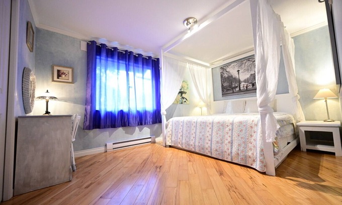 Richmond Bed & Breakfast | Eco-Friendly Retreat with Pool, Rated 9.8 | Bluebelle Hotel