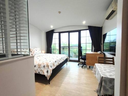 Na Chom Thian Apartment | Cozy Open Space Studio with Pool and Private Wi-Fi