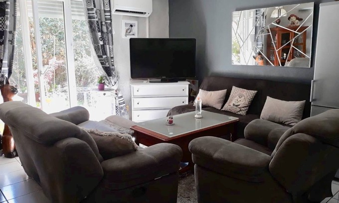Les Hauts de Canet Apartment | Spacious Malibu Village Apartment with Patio for Families