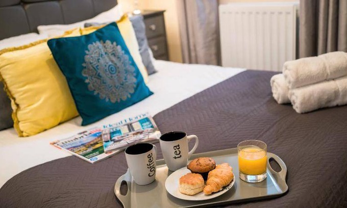 Cockermouth Apartment | Cozy 2-Bedroom Apartment with Kitchen for 5 Guests
