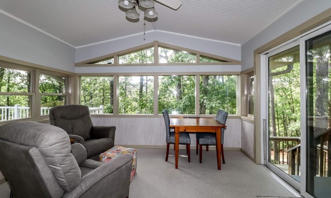 Hot Springs Village House | Updated 44 Pego Circle: Guest Rated 9.8 & Family-Friendly