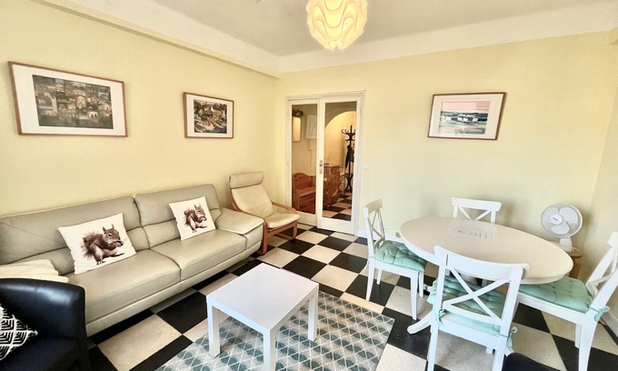 Le Suquet Apartment | Experience 45 Clemenceau: Family-Friendly & Accessible Stay