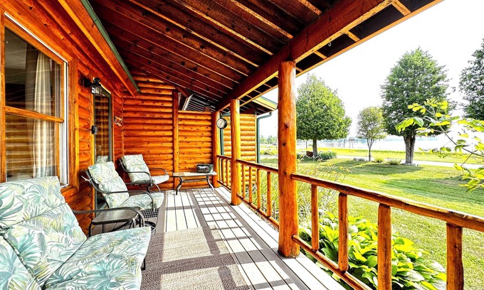 Conway House | Beautiful Lakefront Retreat with Pet-Friendly Amenities