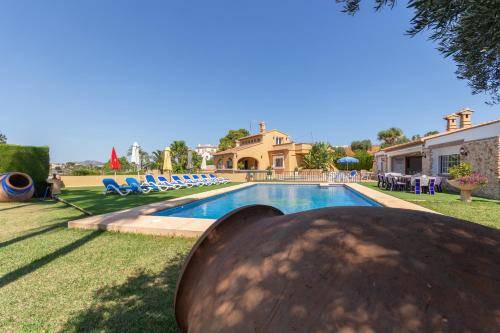 Fustera Villa | Spacious 8-Bedroom Villa with Pool & Pet-Friendly Options