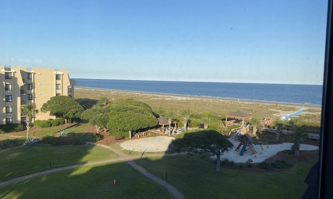 Folly Field Condo | Oceanfront Escape at 4502 Island Club with Gorgeous Views