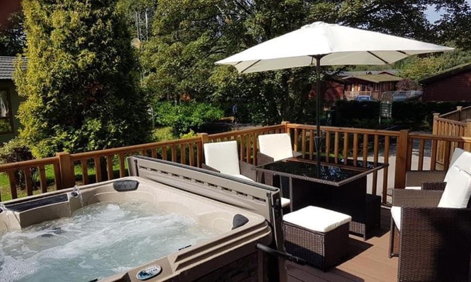 Troutbeck Bridge House | Discover 48 Pony Meadow - Pet Friendly & Family-Friendly Fun
