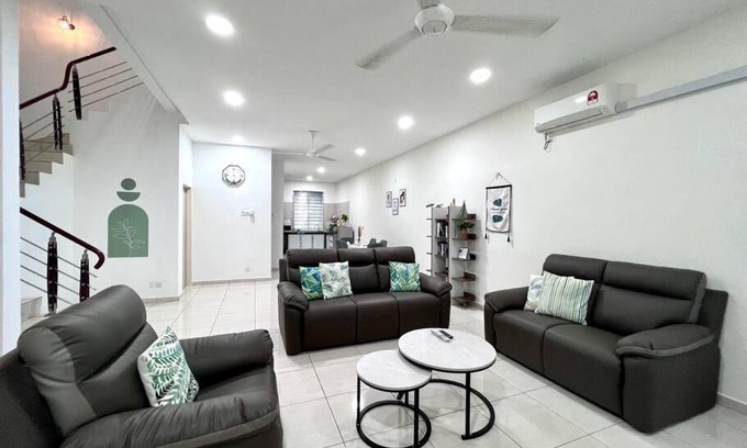Kuah House | Cozy 4-Bedroom Simfoni Langkawi Homestay with Ocean View