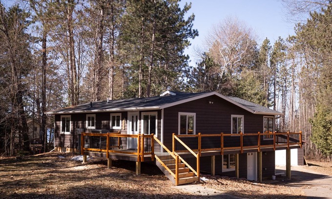 Hayward Cabin | Exceptional 4-BR Cabin on Chippewa Flowage with New Dock