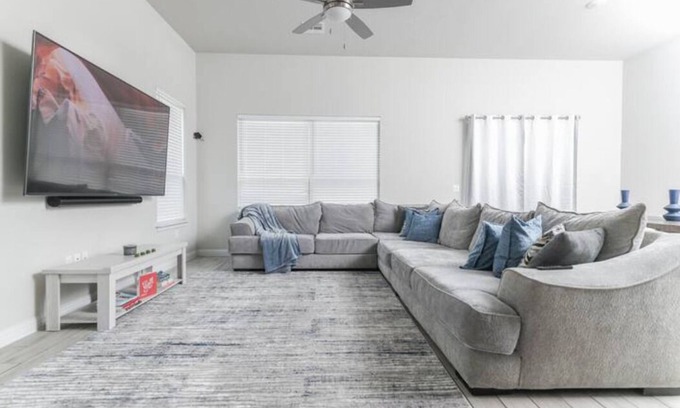 Austin House | Private Pool Retreat: 4BR Home Near Airport & F1 Events