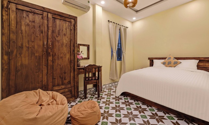 An Hai Đong Villa | 4BR 5BTH with sauna & jacuzzi, billiard only 5' to My Khe beach & walking bridge
