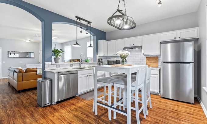 Tanglewood Forest House | Family-Friendly Home in South Austin for Memorable Stays
