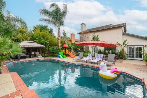 Lake Elsinore House | Charming 4BR Retreat with Heated Pool & Mini Golf Fun