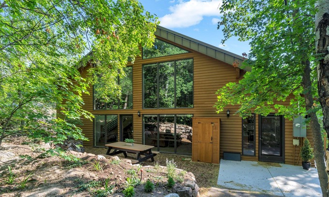 Sundance House | Modern Mountain Cabin w/SPA at Beautiful Sundance - Guest Rated 10