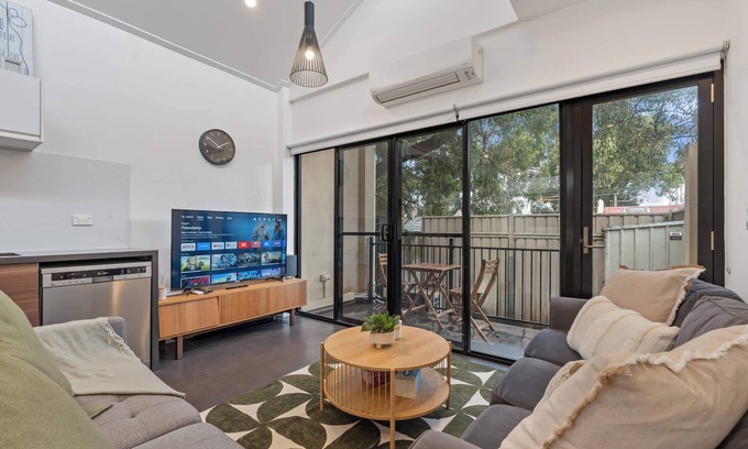 Pyrmont House | 4BR Townhouse Villa Terrific 9Mins Walk Darling Harbour