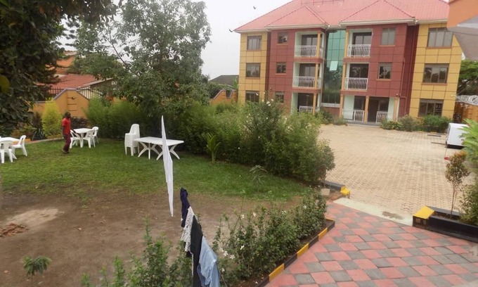 Kampala Apartment | Budget-Friendly Stay at 4D's Motel Najjanankumbi