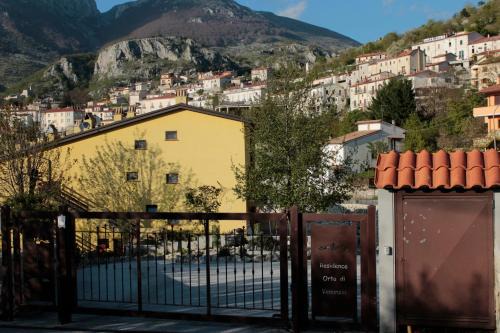Barrea Apartment | Pet-Friendly Residence Orto di Venanzio with Great Reviews