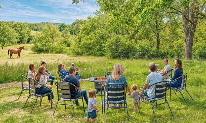 Franklin House | Discover a Beautiful 5 Acre Estate Near Nashville!