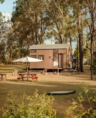Jimboomba House | Idyllic Jimboomba Retreat: Pet-Friendly Getaway Awaits