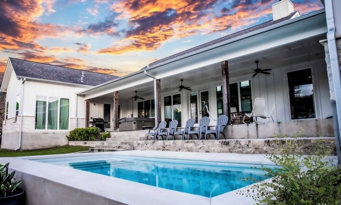 Georgetown House | Idyllic 5 Acre Retreat with New Pool for Gatherings