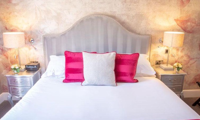 Tarporley House | Accessible Comfort at 5 Arderne for Your Next Stay