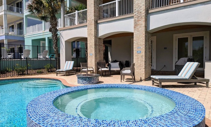 Palm Coast Resort | Oceanfront 5 BD Cinnamon Beach with Private Pool & Spa