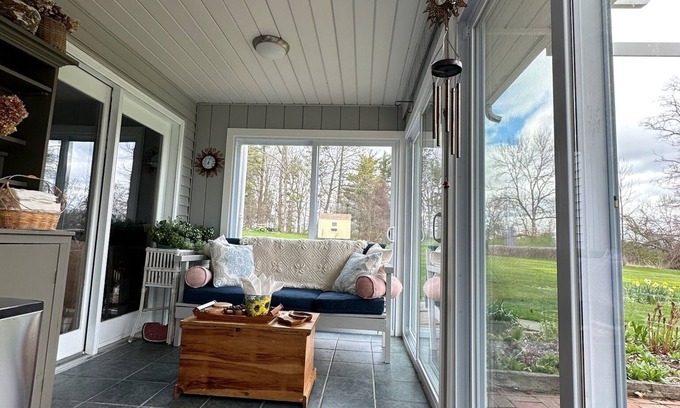 Skaneateles House | Spacious 5 Bedroom Highland Ave Retreat with Hot Tub