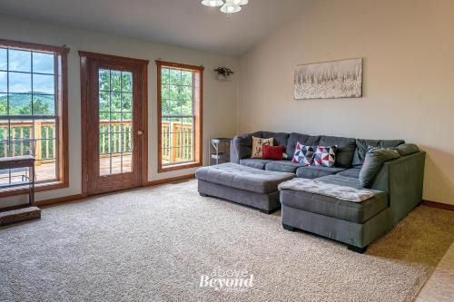 Branson House | 5 Bed Mountain View Retreat