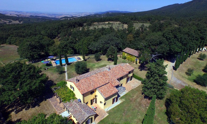 San Casciano dei Bagni Villa | Impressive 5-Bedroom Retreat with Private Pool & Views