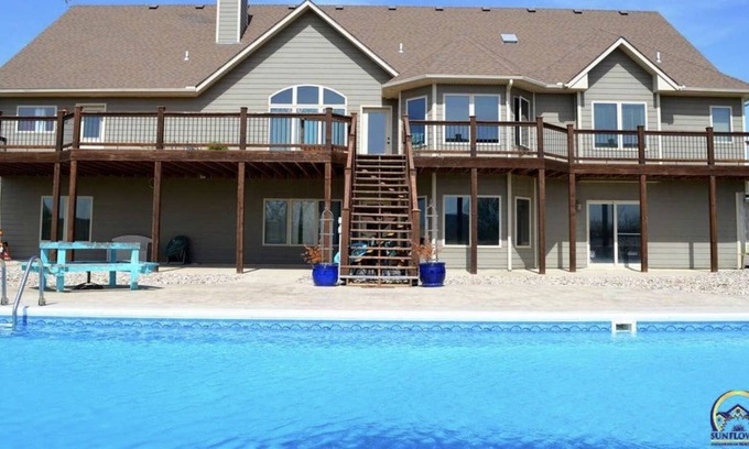 Emporia House | Exceptional 5 Bedroom Home with Private Pool & Chef's Kitchen