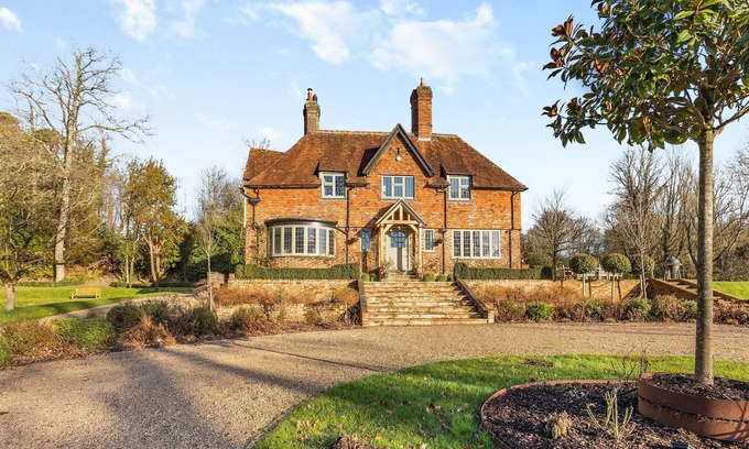 Cranbrook Cottage | 5 bedroom accommodation in Hawkhurst
