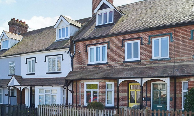Mundesley Cottage | Perfect 5 Bedroom Oceanfront Accommodation in Mundesley