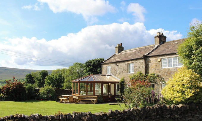Leyburn Cottage | Cozy 5-Bedroom Retreat in Carlton-in-Coverdale, Near Leyburn