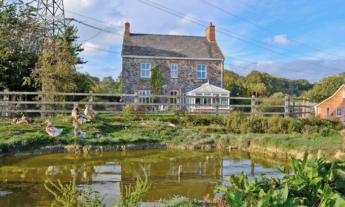 Liverton Cottage | Ideal 5-Bedroom Getaway in Bovey Tracey - Guest Rated 9.8