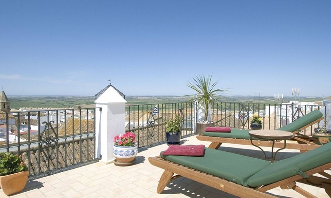 Medina-Sidonia House | Serene 5-Bedroom Andaluz Patio House with Ocean Views