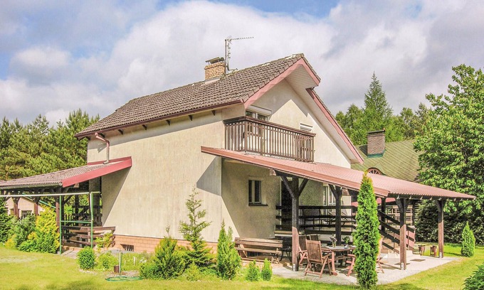 Santoczno House | Top-Rated Cottage with Lake View in Rybakowo Village